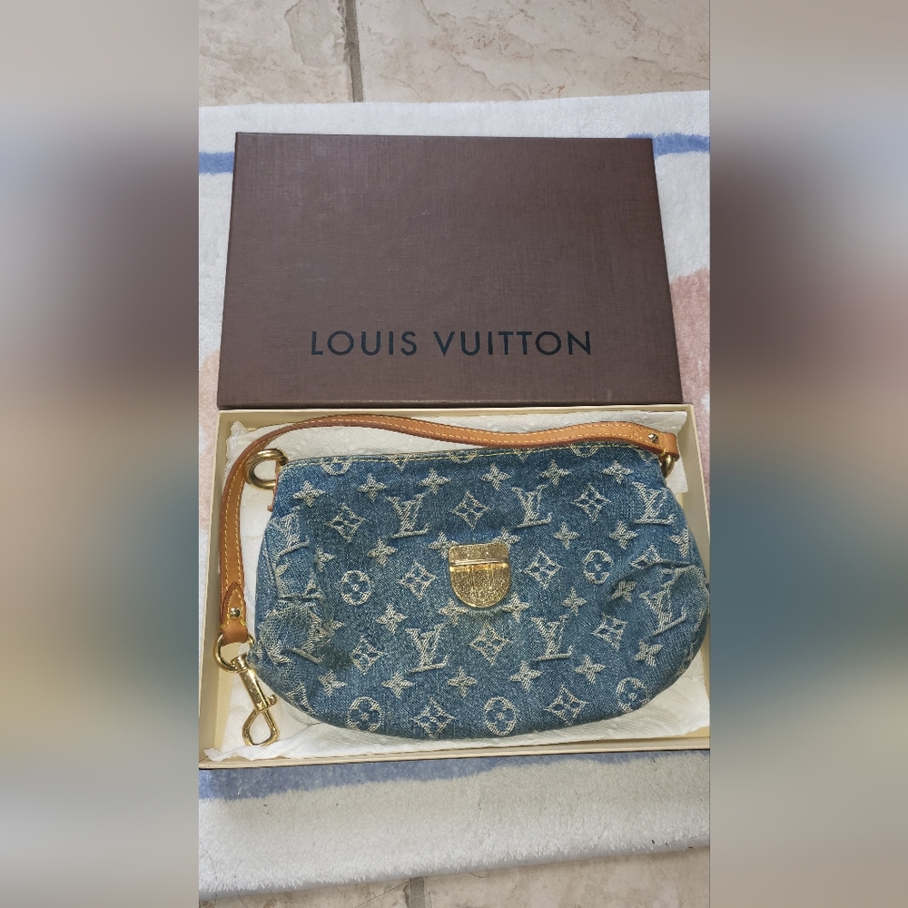 Louis vuitton bag